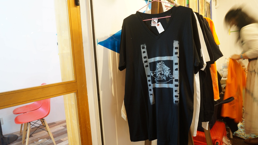 はりねずみTシャツ