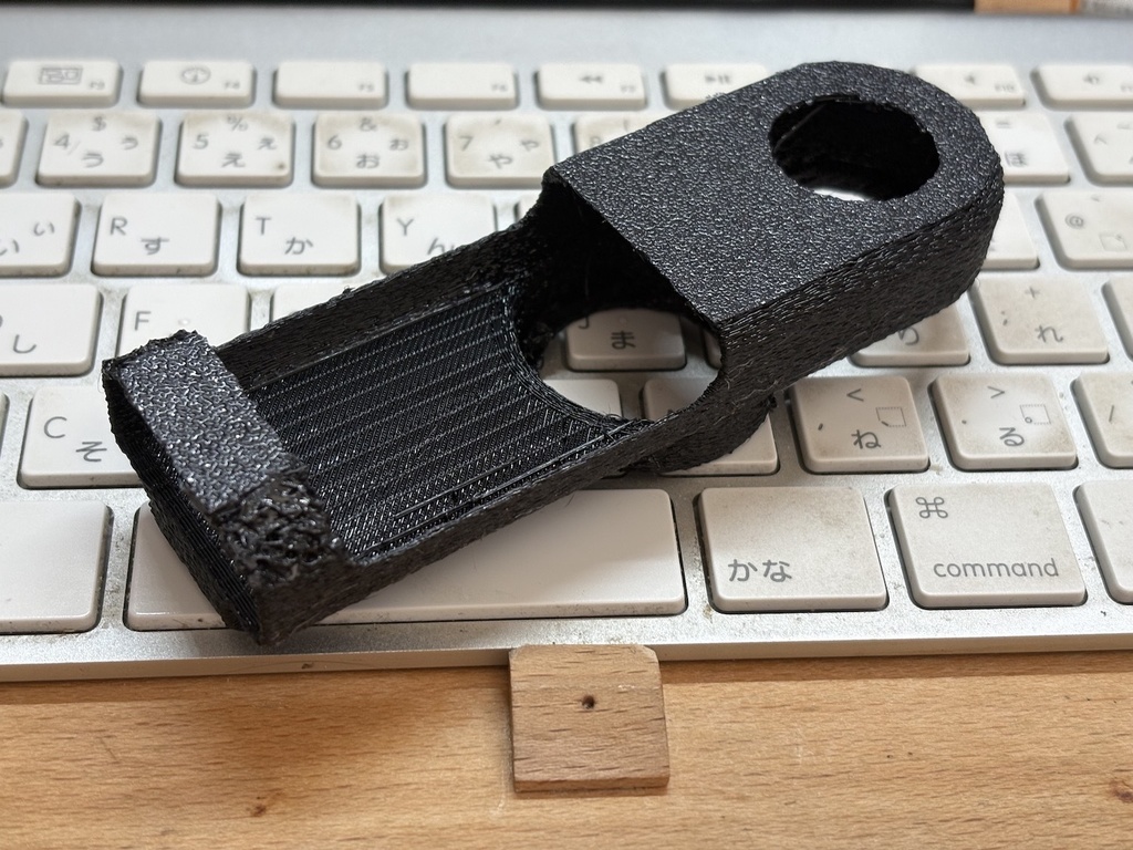 シマノ対応クランクプロテクター一体型AirTagケース(ケイデンスセンサーマウント付き)