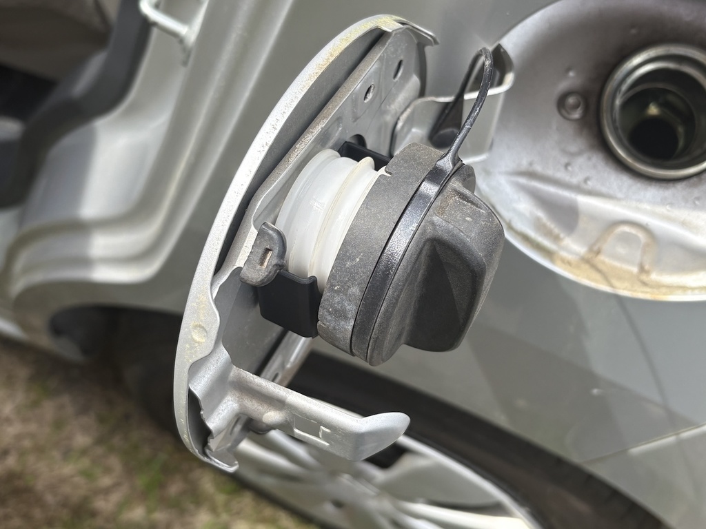 燃料タンクキャップスタンドセット