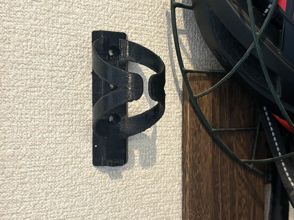 ガスライター用ガス缶壁掛けホルダー