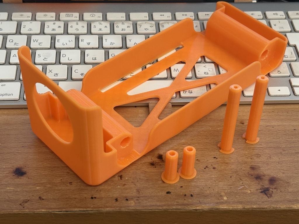 ダイソー密封容器12L(取っ手付き)用フィラメントスプールローラー