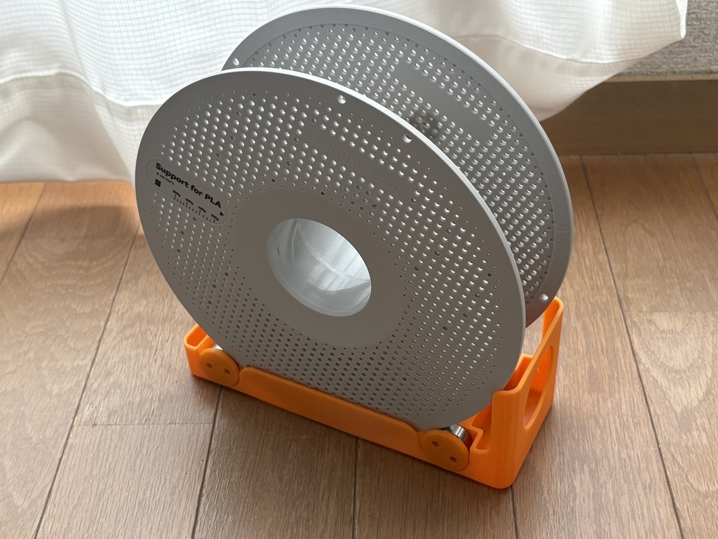 ダイソー密封容器12L(取っ手付き)用フィラメントスプールローラー