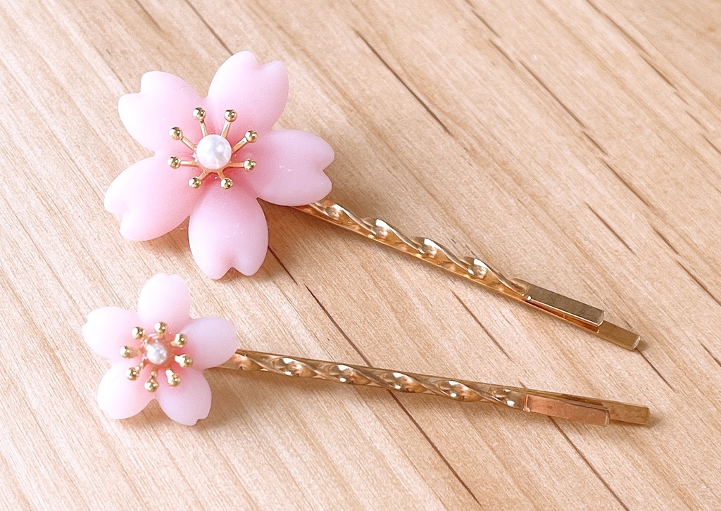 桜のヘアピン