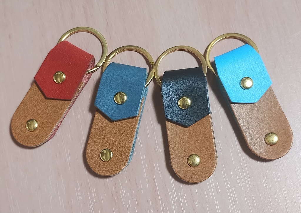 本革 ツーカラーキーホルダー