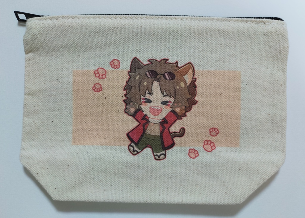 猫辰馬のポーチ