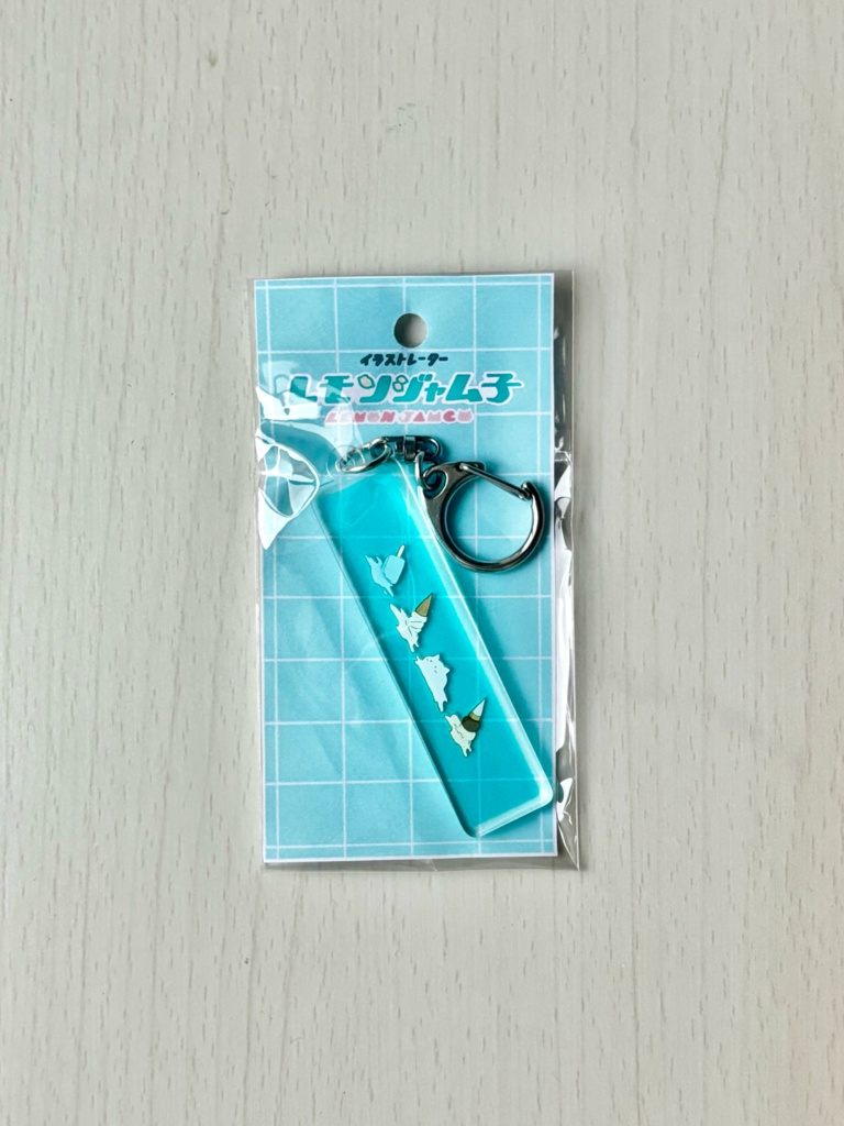 アクリルキーホルダー