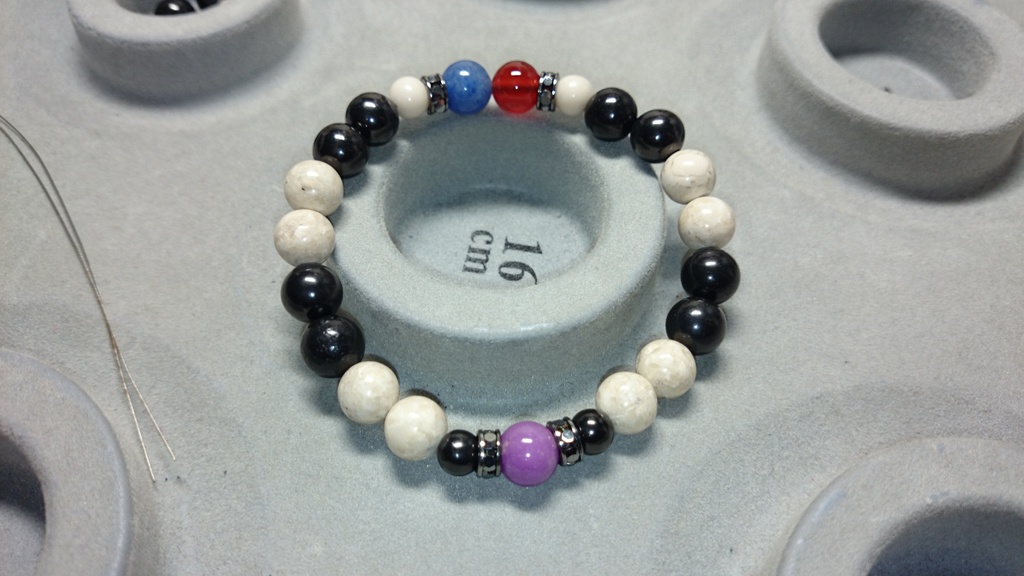 御守り「スイート安眠ブレスレット」【ドレミー・スイート】