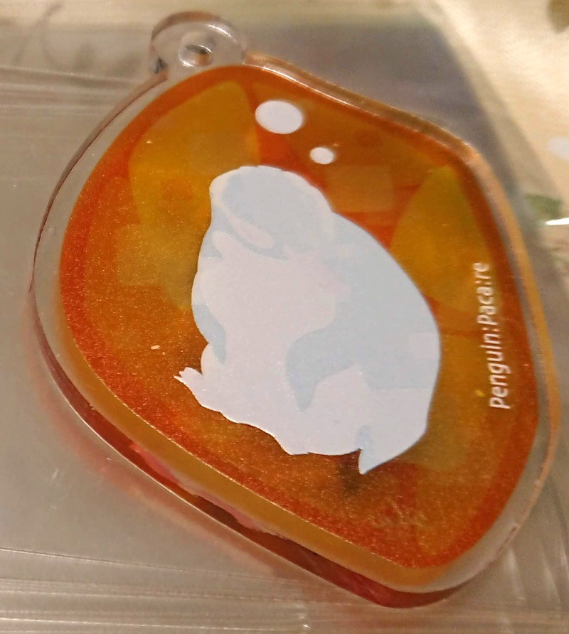 琥珀ペンギン:アクリルキーホルダー