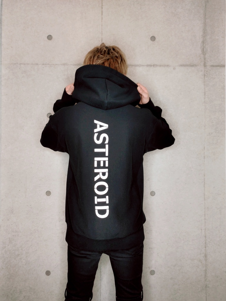 HEAVYWEIGHT ZIP HOODIE