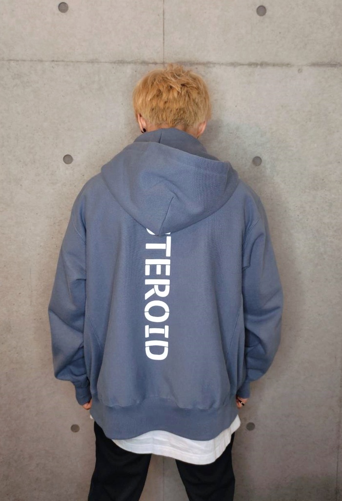 HEAVYWEIGHT ZIP HOODIE