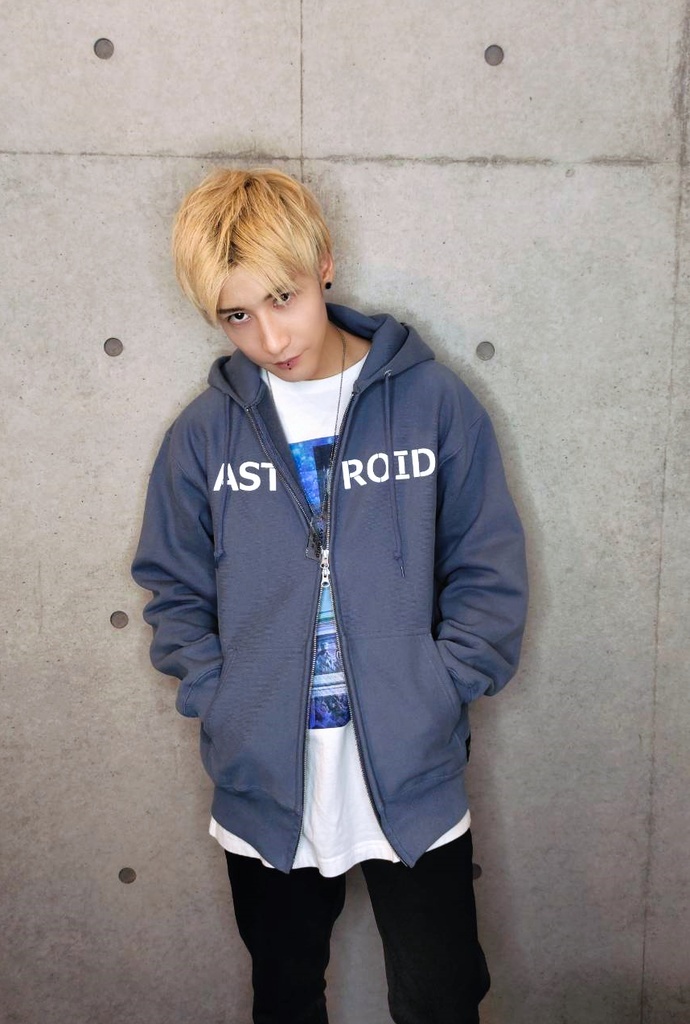 HEAVYWEIGHT ZIP HOODIE