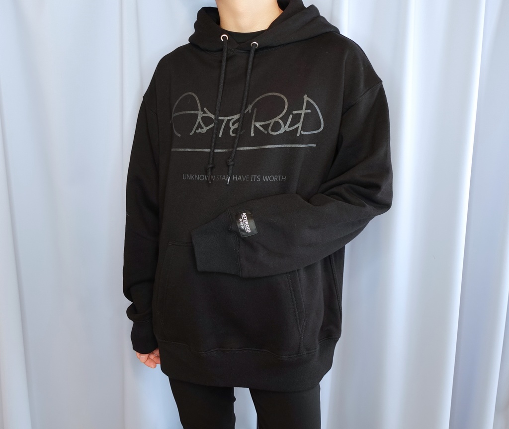 HANDDRAWN LOGO HOODIE