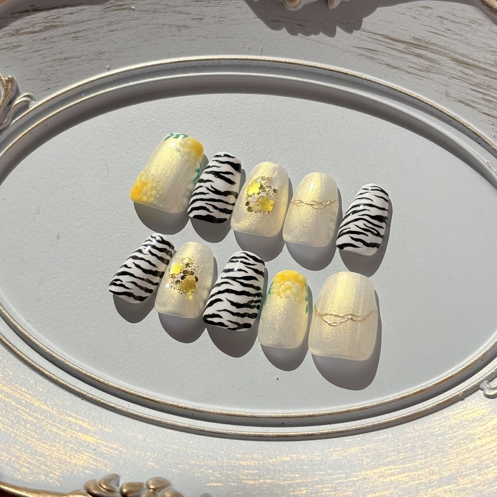 五虎退ネイルチップ