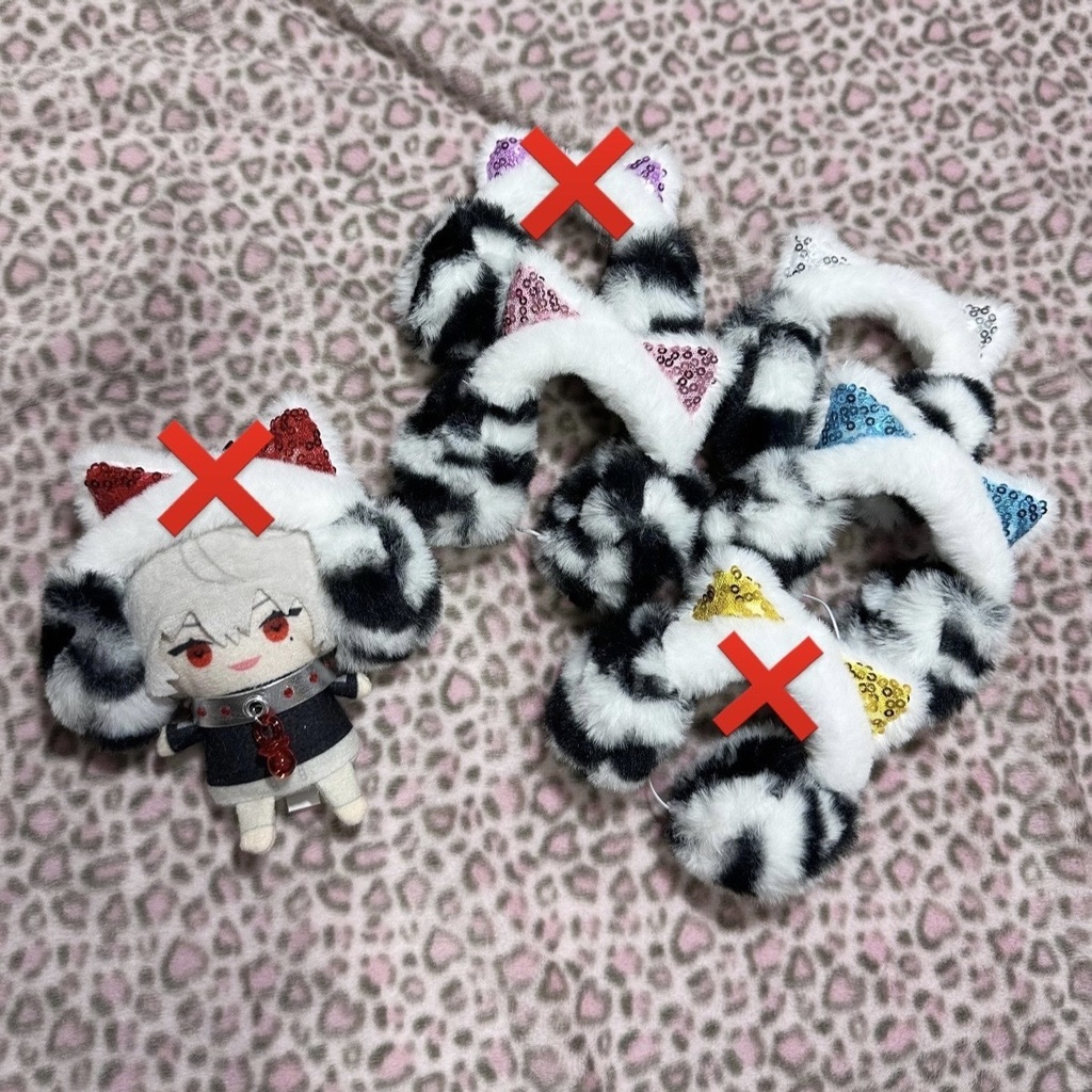 𝔼𝕒𝕣𝕞𝕦𝕗𝕗𝕤-ℤ𝔼𝔹ℝ𝔸-🦓🖤