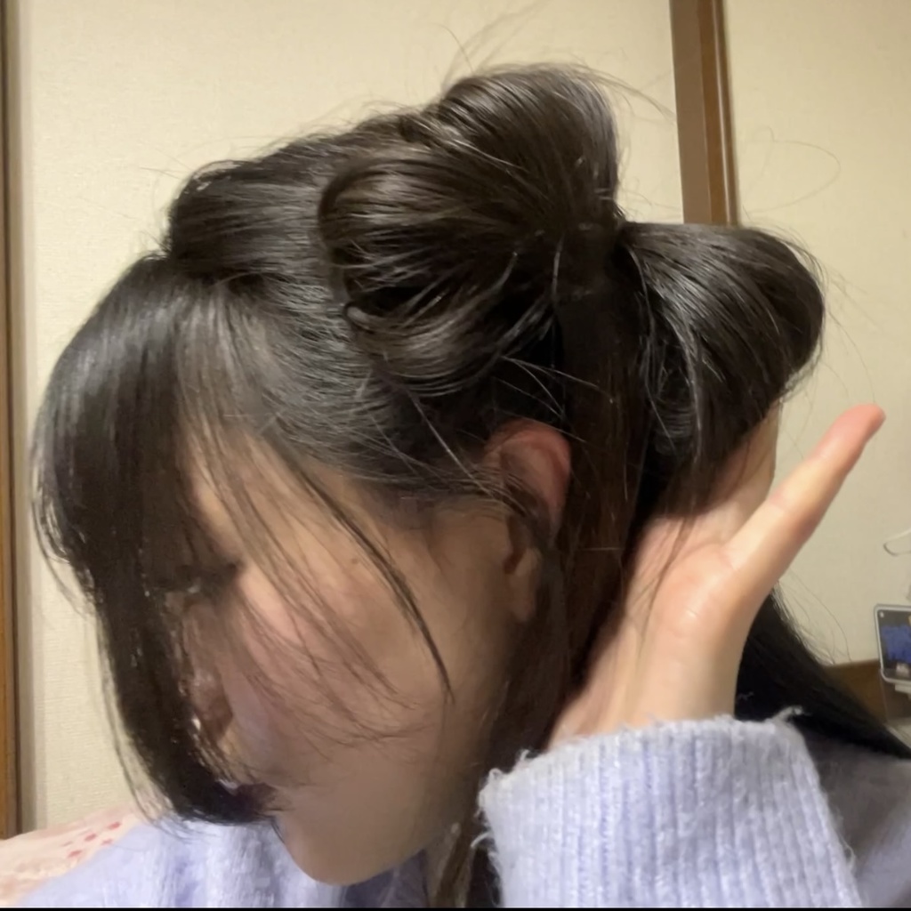 リボンヘアを見せる→ほどく→巻き髪さらさら🤍