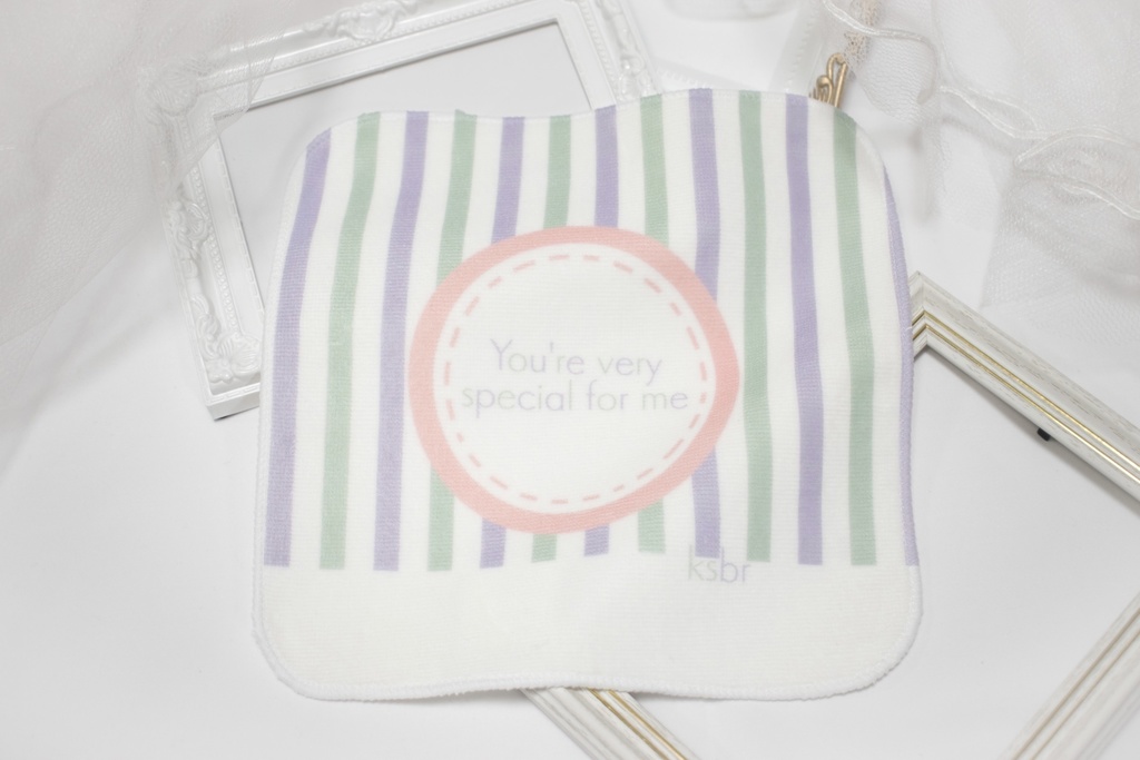 キスブラ タオルハンカチ