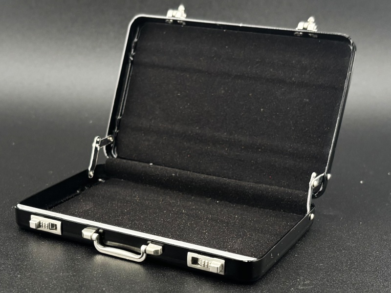 ブルアカ名刺入れ(カードケース) アタッシュタイプ 阿慈谷ヒフミ