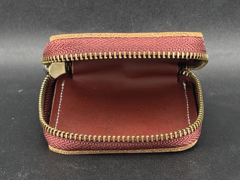 レザーコインケース 百合園セイア ワインレッド