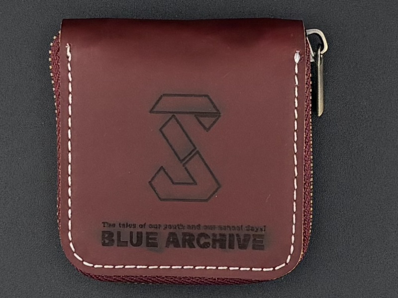 レザーコインケース 白洲アズサ ワインレッド