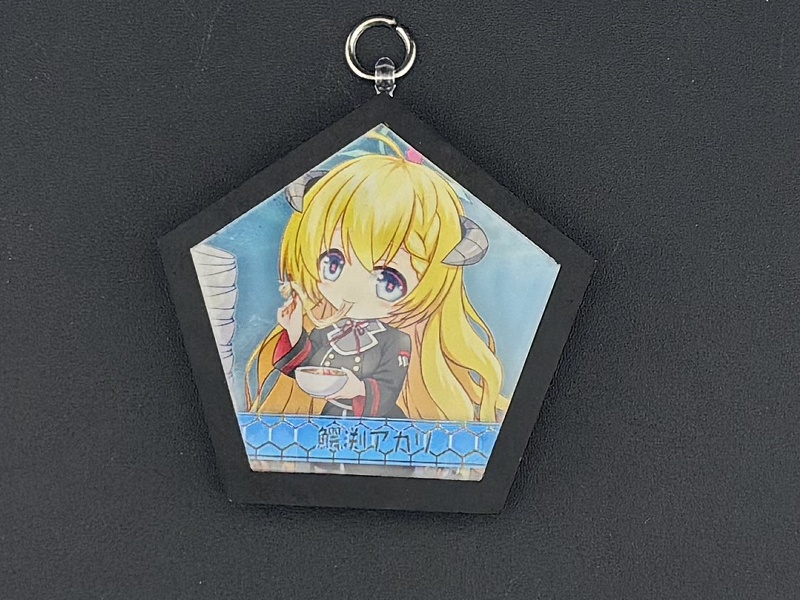 積層アクリルアクセサリ 鰐渕アカリ