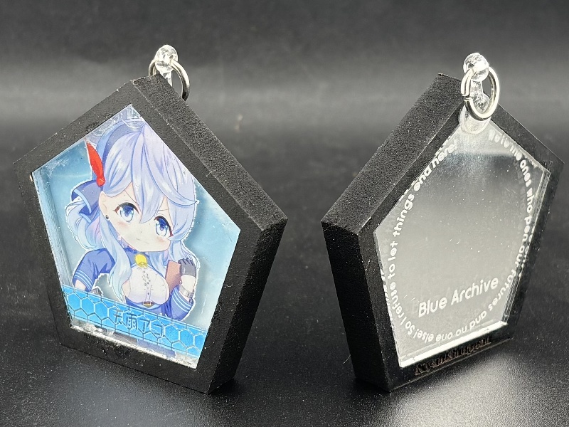 積層アクリルアクセサリ　天雨アコ