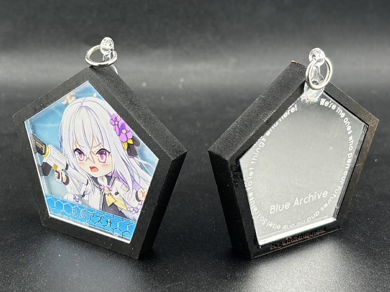 積層アクリルアクセサリ　白洲アズサ