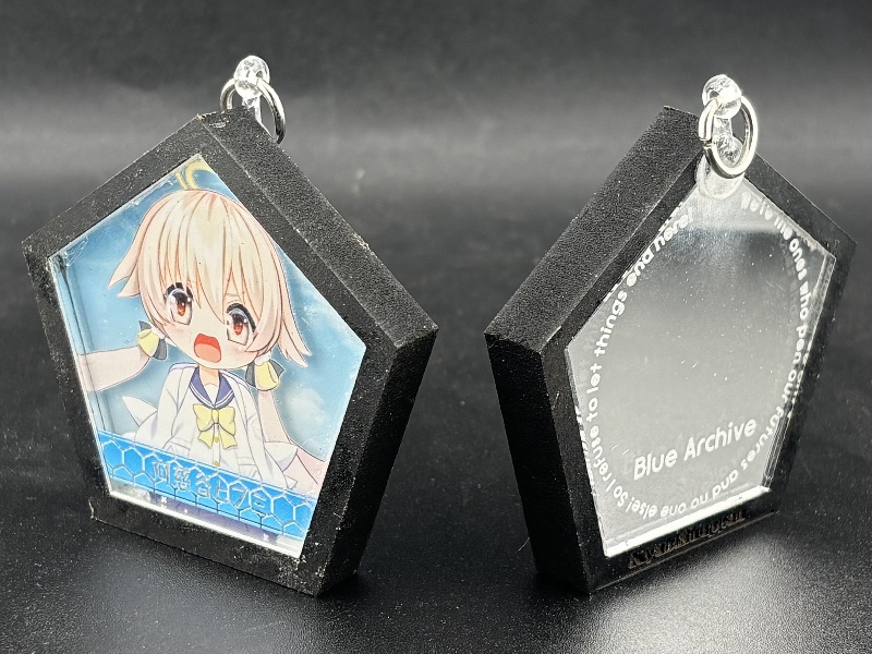 積層アクリルアクセサリ　阿慈谷ヒフミ