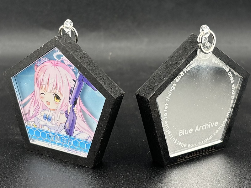 積層アクリルアクセサリ　聖園ミカ