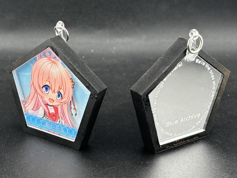 積層アクリルアクセサリ　水羽ミモリ