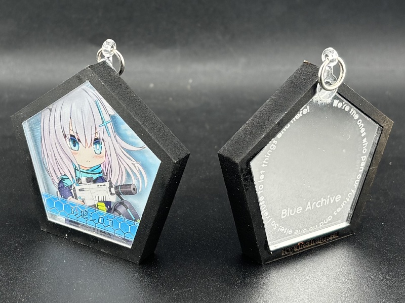 積層アクリルアクセサリ　砂狼シロコ