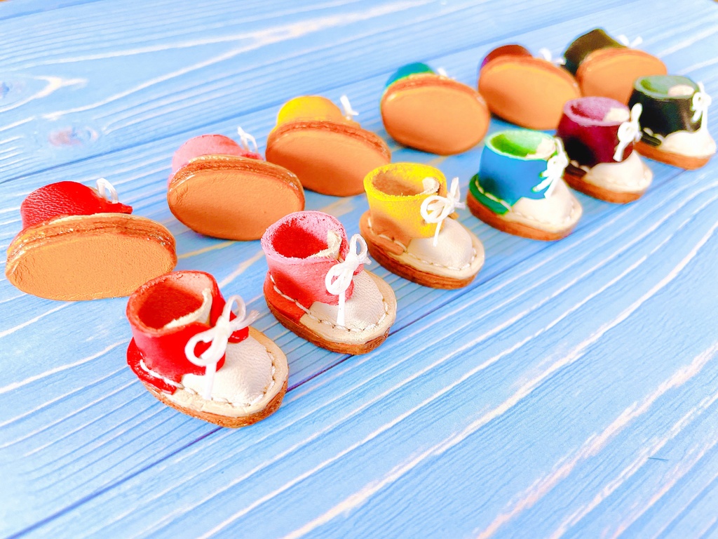 キャンバススニーカー