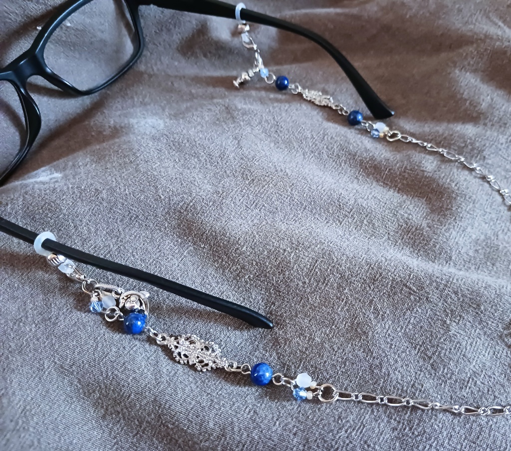 カカイル概念グラスホルダー