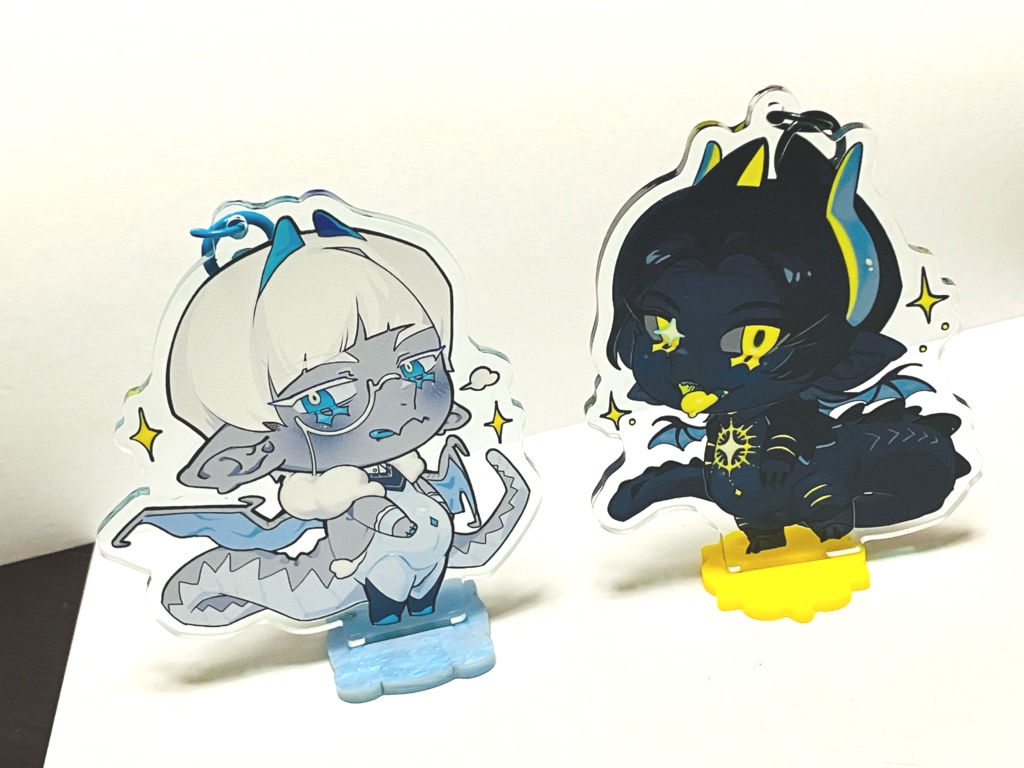 ドラゴニアン アクリルスタンド兼キーホルダー(土台・カン無し)