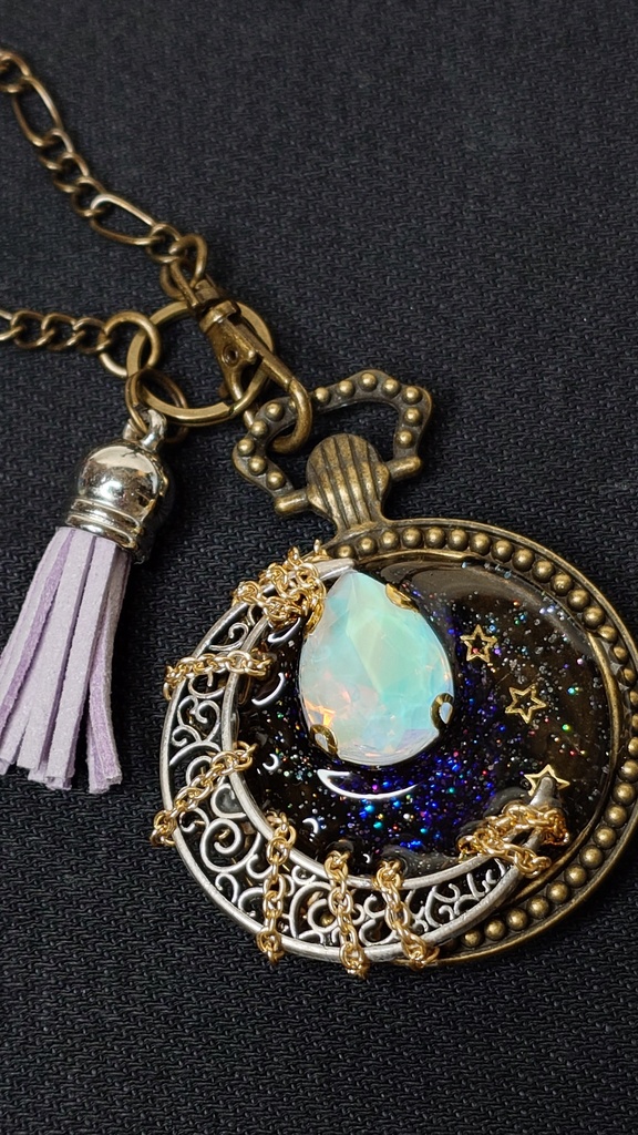 バッグチャーム【月鎖-オパール-】