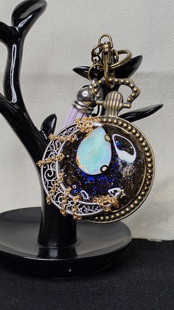 バッグチャーム【月鎖-オパール-】