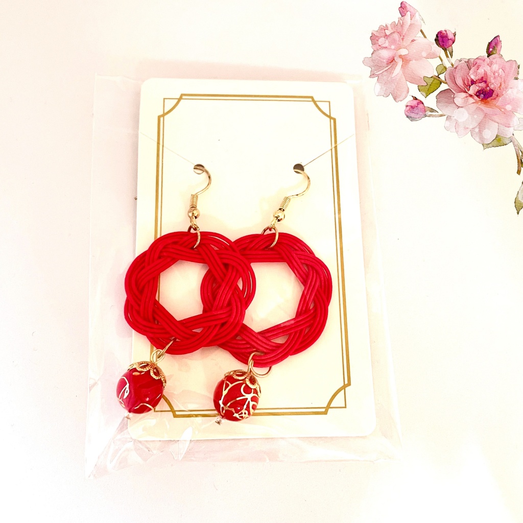 紅月イメージピアス