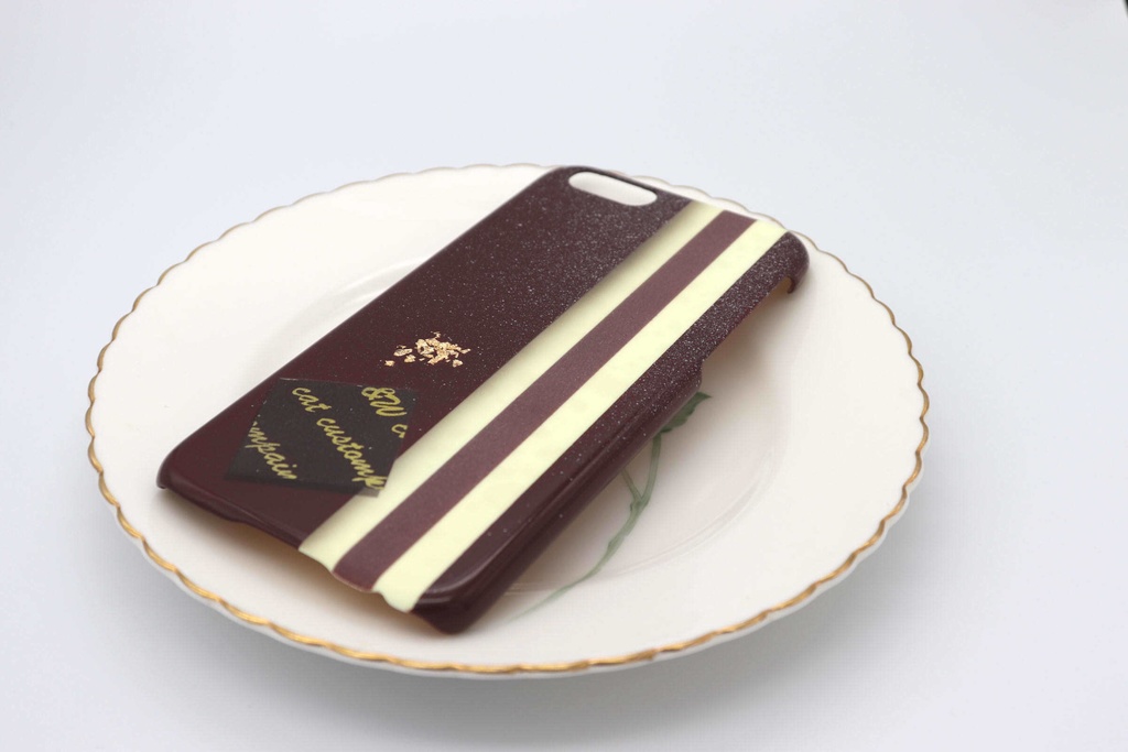 チョコケーキのスマホケース(Bタイプ)