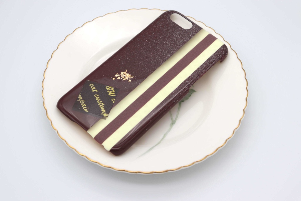 チョコケーキのスマホケース(Bタイプ)