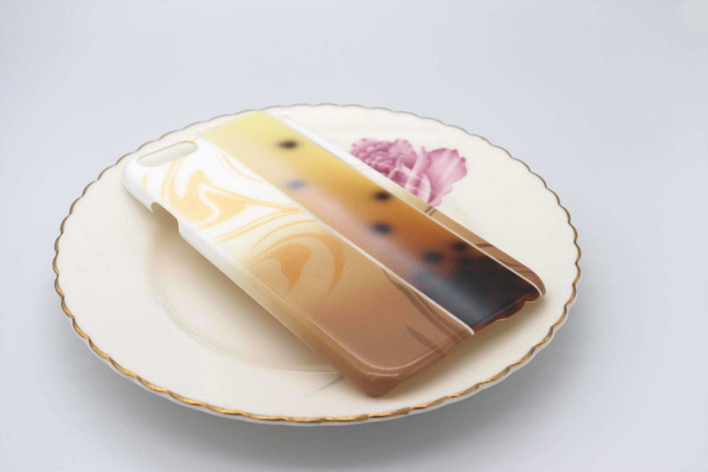 タピオカミルクティーのスマホケース