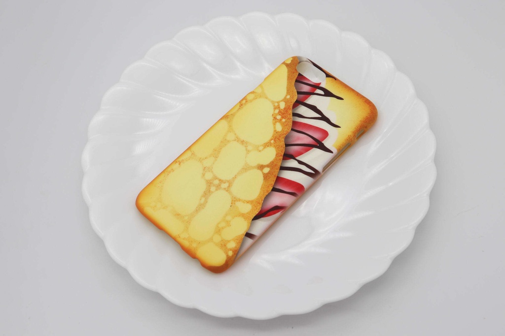 いちごクレープのスマホケース