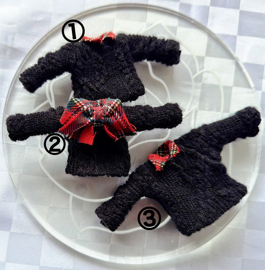 赤チェックニット（ねんどーる）