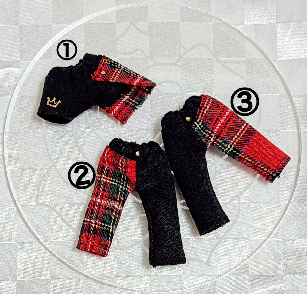 赤チェックパンツ