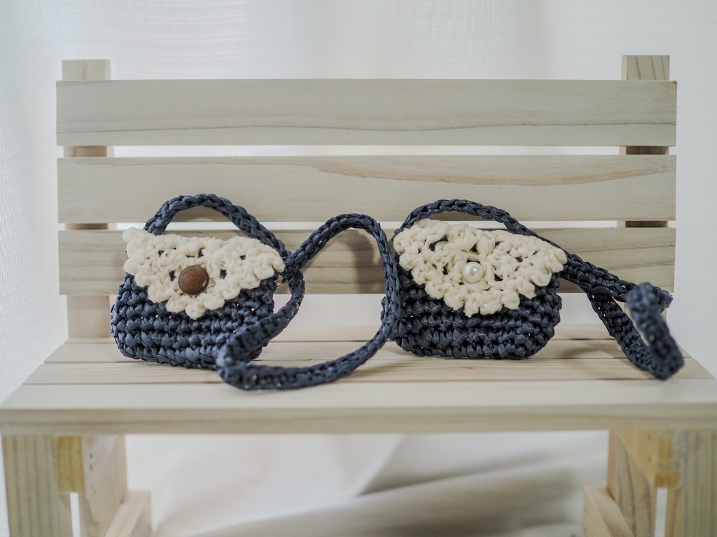 ショルダーポーチ