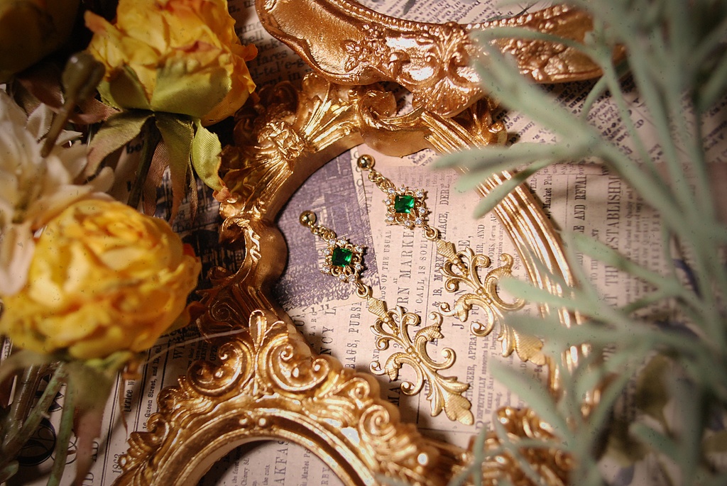 「光の差す方へ」イラストモチーフアクセサリー&Art Cardセット