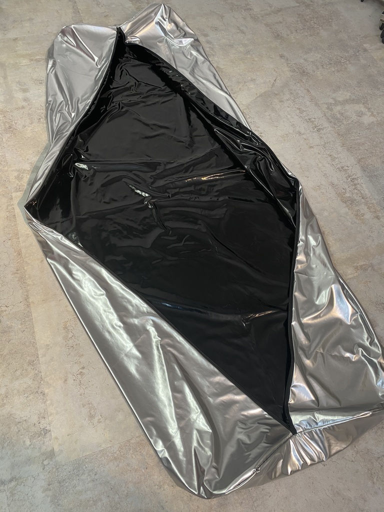 エナメルスリープサック(シルバー✖️ブラック)