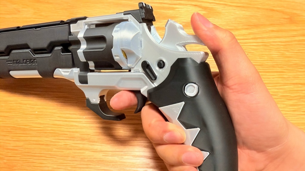 サイバーパンク|リボルバー モデルガン|Malorian|コスプレ小道具