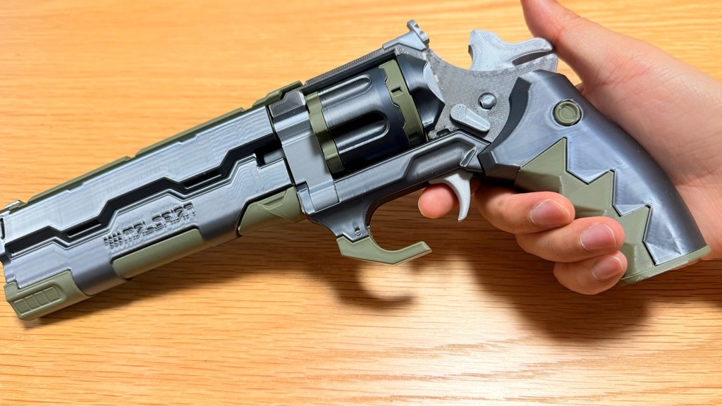 サイバーパンク|リボルバー モデルガン|Malorian|コスプレ小道具