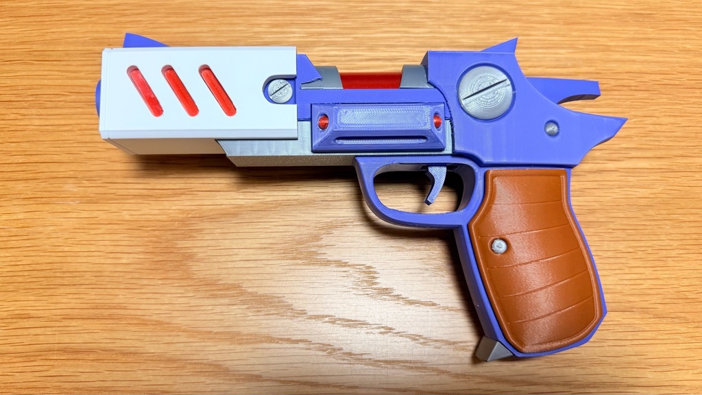 1/1 アクセルの銃|ロックマン風|完全色分け|トリガー可動|モデルガン|3Dプリント品|コスプレ用