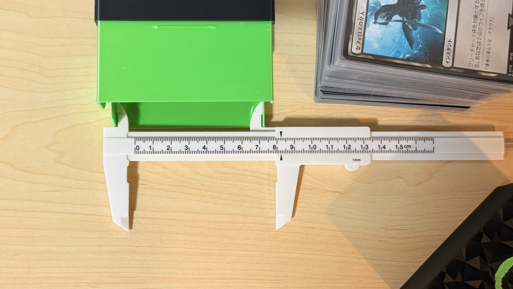 TCGデッキケース|ディスプレイ窓|ダブルスリーブ100枚収納|ファイレクシア|Phyrexia|色ロゴ指定可