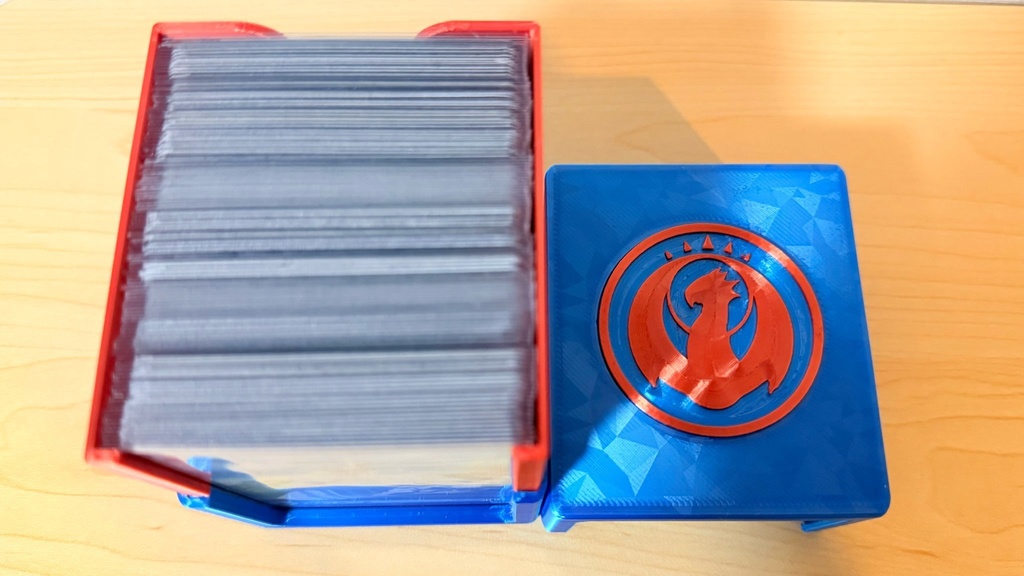 TCGデッキケース|ディスプレイ窓|ダブルスリーブ100枚収納|イゼット|IZZET|色ロゴ指定可